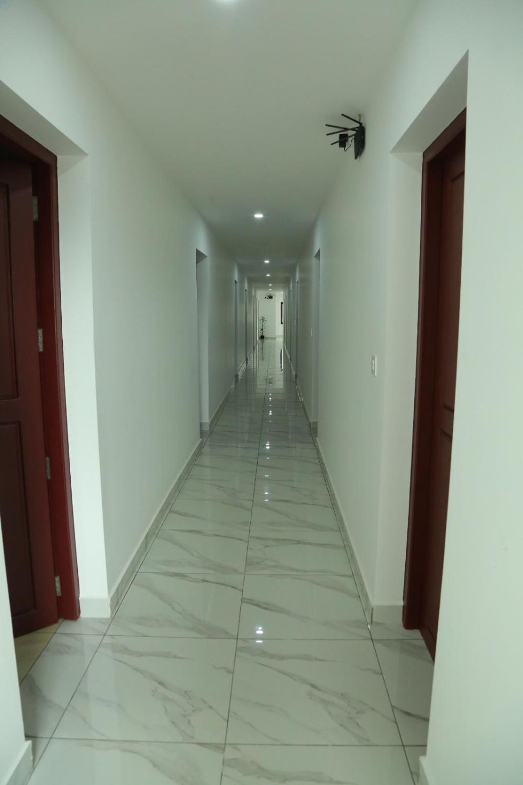 Hotel Grace Mary Residency Nedumbassery Exterior foto